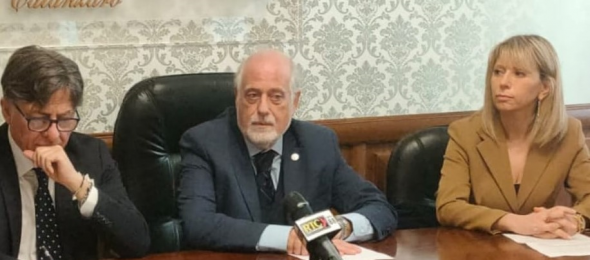 Aperta la nuova biblioteca presso la Camera di Commercio di Catanzaro